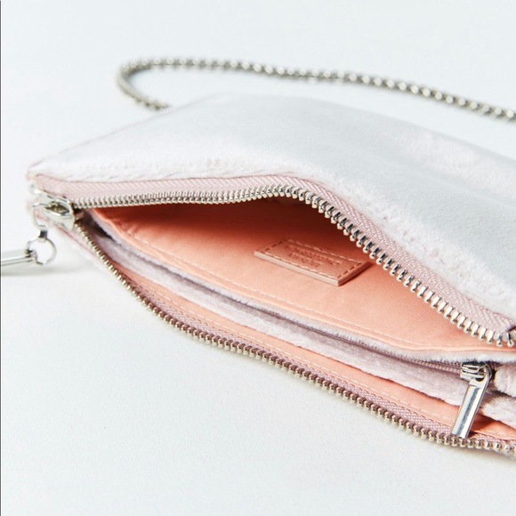 Urban Outfitters NWT Velvet Wallet Crossbody Bag - Picture 10 of 10